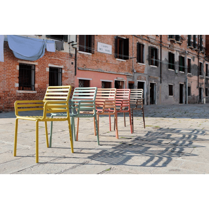 DOGA, кресло пластиковое (marsala/марсала)