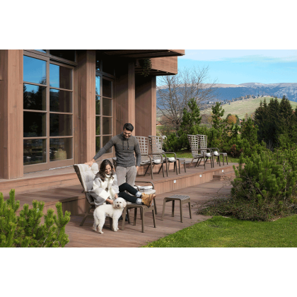 FOLIO, лаунж-кресло пластиковое (tabacco/табак)