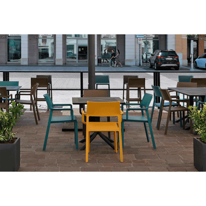 TRILL ARMCHAIR, кресло пластиковое (tabacco/табак)