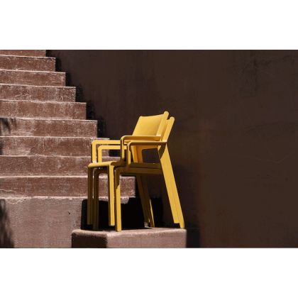 TRILL ARMCHAIR, кресло пластиковое (senape/горчица)