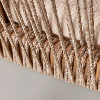 Кресло деревянное с подушками Rimini